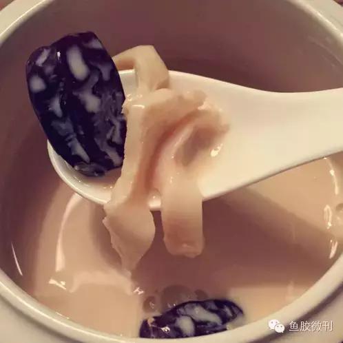 花胶炖红枣牛奶的功效 2026年花胶炖红枣牛奶的功效与禁忌 花胶炖红枣牛奶的功效 2026年花胶炖红枣牛奶的功效与禁忌