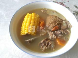 花胶炖猴头菇的功效与作用 2026年花胶炖猴头菇的功效与作用是什么