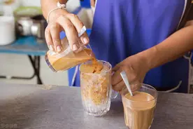 糖尿病治疗：糖友，为什么我要你戒掉奶茶？原因就在4点图片