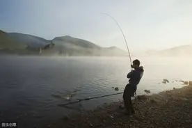 小竿搏大鱼：重点不是线组，要多角度认识“遛鱼”的区别和技巧图片