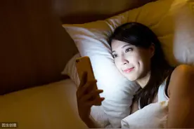 我和男朋友逛街时遇到狗狗，他冲上前保护了我，我选择和他分手图片