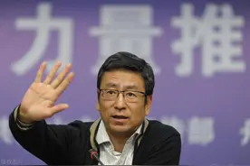 白岩松：没用的东西最贵，有用的东西都便宜图片
