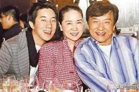 同样是未婚先孕，年轻貌美的“亚姐”吴绮莉，哪里不如林凤娇？图片