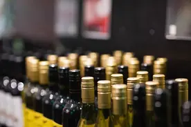 白酒卖出二十多亿，云南酒业帝国仅用半年时间逆境称王图片