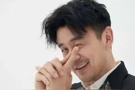 雷佳音能有今天离不开这三个人，初恋、老师、同事，一生贵人多图片