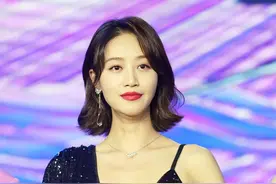《乘风破浪的姐姐》里抢眼的白羊蓝盈莹和一直被争议的水瓶黄圣依图片
