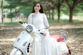 都说美女爱机车，那你喜欢机车还是喜欢人呢？图片