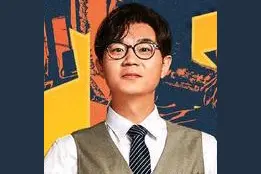 《大赢家》除了对中国“荒诞喜剧”的突破，这几点也超越韩国版图片