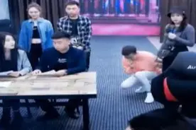 离婚排队，谢小宇再排情景剧爆笑图片
