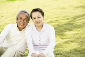 面对老年人黄昏恋,子女该如何抉择?《诗经》中的一位儿子给了答案图片