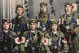 日本神风队员执行自杀任务，9次玉碎没有碎成，长官气得快要崩溃图片