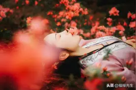 一眼中意的古风句子图片