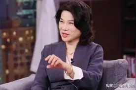 有种霸气叫“董明珠穿西装”，66岁衣品好气场强，这老太太真时髦图片