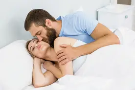 多少岁开始性生活算早？过早性生活的3个危害，你一定要知道图片
