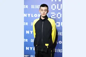 虞书欣工作室发的这份声明，网友拒不买账，纷纷热议胳膊肘往外！图片