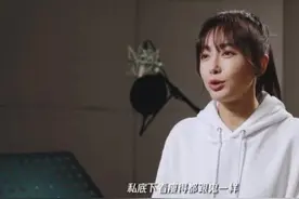 路人镜头里打篮球的李易峰瘦得竹竿，才知道“镜头显胖”有多夸张图片