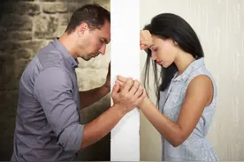 婚姻前后的差别让我看清老公的真面目：能拯救女人的从不是婚姻图片