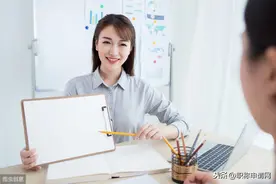 事关你的待遇与晋升，学历与职称年限有关：硕士博士初定中级职称图片