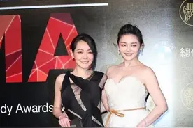 当徐熙媛遇上徐熙娣同台比穿搭，这才明白什么是性感，什么是优雅图片