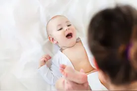婴儿出生后需要注意的常见问题图片