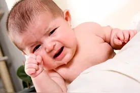 有些妈妈是乳汁分泌不足，而我是乳汁过剩，各有各的烦恼图片