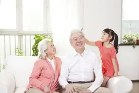 帮儿媳带娃，不想出力却还受委屈，婆婆们要守着这几条“底线”图片