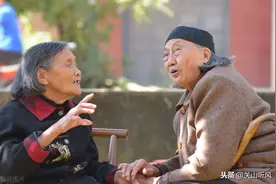 农村俗语：娶妻不娶仰脸婆，嫁人不嫁低头汉，仰脸、低头怎么了？图片