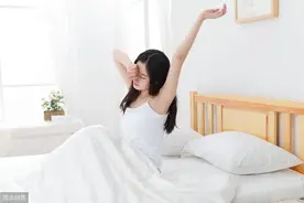 早晨是养生黄金期，可起床后，第一件事不应是上厕所，刷牙得延后图片