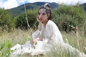 练就王霏霏同款“眼神杀”，你也可以成功出圈图片