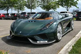 Koenigsegg Regera，神车理应敬畏图片