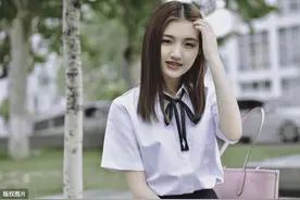 故事：男神追求者太多我吃醋，他上门解释，我是你一个人的图片