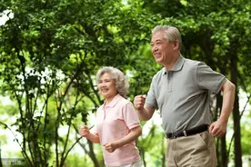 现在为什么有很多60岁以上的老人离婚？一个老人说了真心话图片