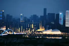 广西首部4K纪录片《邕江》20日开播！图片