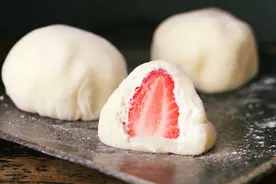 这个草莓味的包子，甜糯赛过软妹子图片