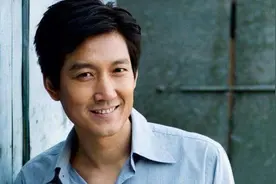 著名演员李崇霄：娶德国妻子，吵吵闹闹也幸福图片