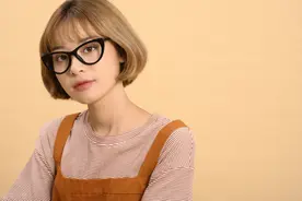女人啊你不能只靠美貌来吸引男人图片