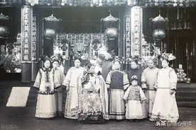 慈禧逃难到西安，吃喝照旧，挥霍无度图片