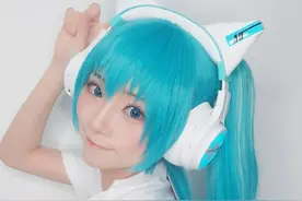 初音cosplay：我可爱吗？图片