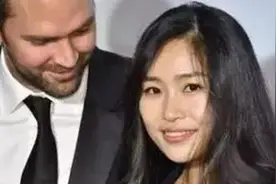张艺谋之女，被“家暴”后仍嫁外国人，离婚回国随父亲狂“捞金”图片