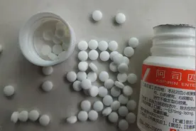 两三块钱一盒的阿司匹林与十几块钱一盒的阿司匹林有何不同？图片