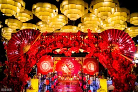 故事：65岁财主求娶20岁民女，成亲不到2天，财主就大呼后悔图片