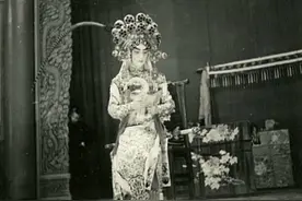 1939年老照片：京剧名家张君秋、李盛藻演出「樊江关」【阳平关】图片