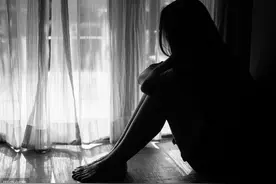 婚姻专家：老公和丈母娘不合，老婆夹在中间怎么办？图片