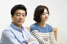 一位50岁中年女人的哭诉：“跳了2年的交谊舞，我真的很后悔”图片