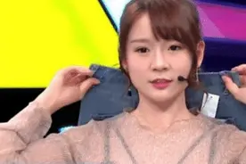 台湾综艺多大胆? 穿半透薄纱服饰上台, 还在舞台上更衣图片