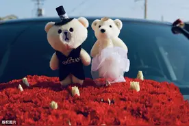 来自结婚纪念日的惦念图片