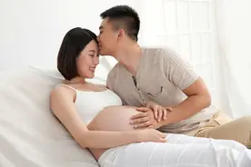 可笑吧，我怀孕6个月时，丈夫也让他前女友怀孕了图片