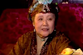 王熙凤过生日，贾母让众人凑份子，一场闹剧将人性揭露地一览无遗图片