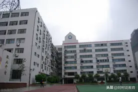 广东实验中学越秀学校生源不佳，但是高考却大放异彩图片
