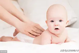 小孩生病不求人，家庭保健小儿推拿与捏积，人人都可以学会图片